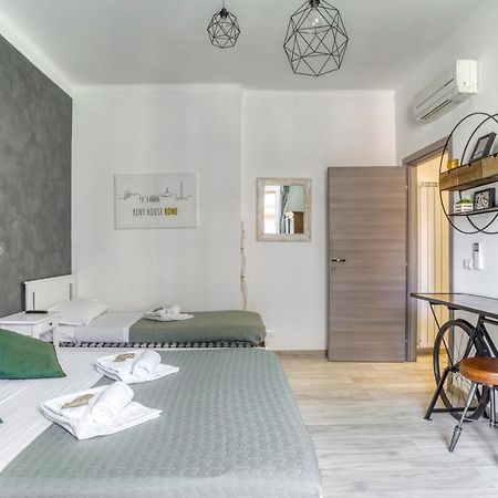 Sapienza Grand Apartment Roma Esterno foto