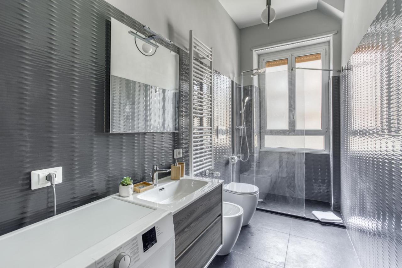 Sapienza Grand Apartment Roma Esterno foto