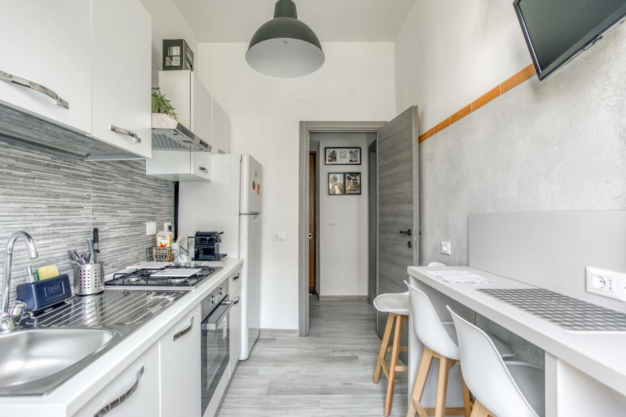 Sapienza Grand Apartment Roma Esterno foto
