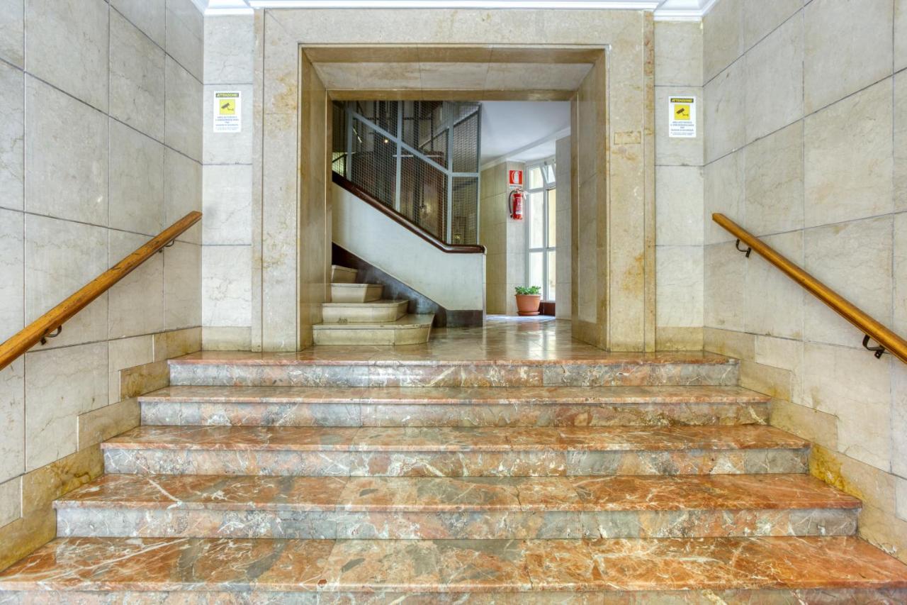 Sapienza Grand Apartment Roma Esterno foto